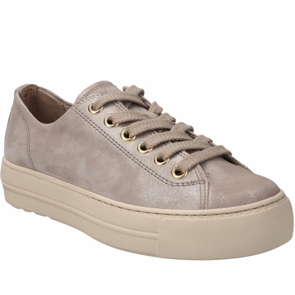 Paul Green Bixby Sneakers. Color: Cachemire Metallic Suede